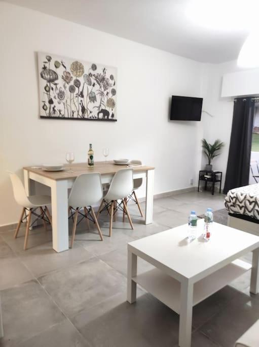 شقة توريمولينوس  في Apartamento Omega Ll المظهر الخارجي الصورة